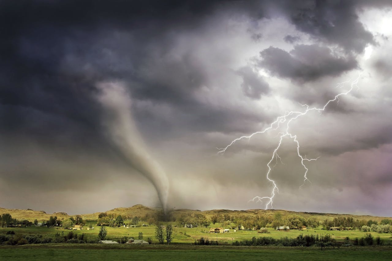 spiritual significance of dreaming of tornadoes