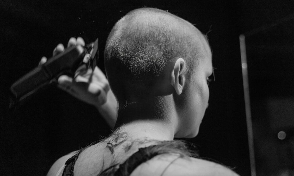 The Symbolism Behind Shaving Your Head in Dreams